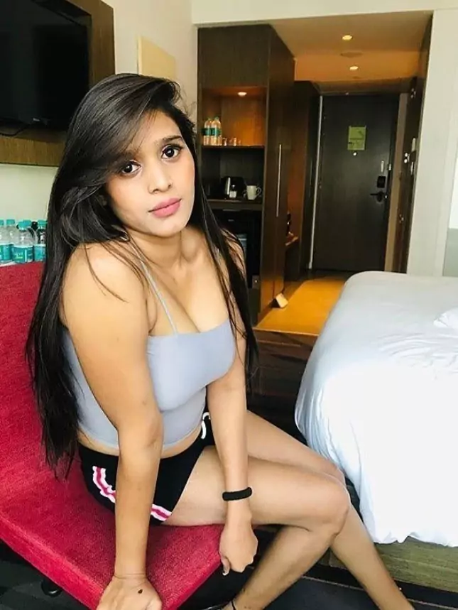 कॉल गर्ल्स सर्विस  घनसावंगी